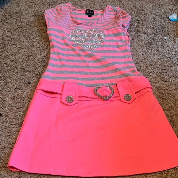 Girls dress - Picture 6 of 8